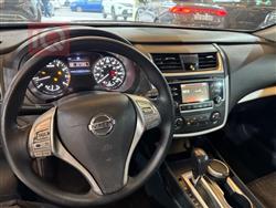 نيسان ألتيما